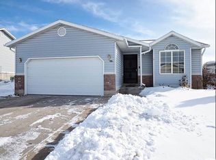 6149 S Dewdrops Dr, Kearns, UT 84118