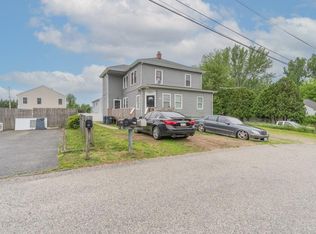 12 Lenox St, Cumberland, RI 02864