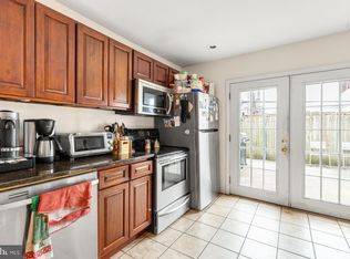 1911 Manton St, Philadelphia, PA 19146