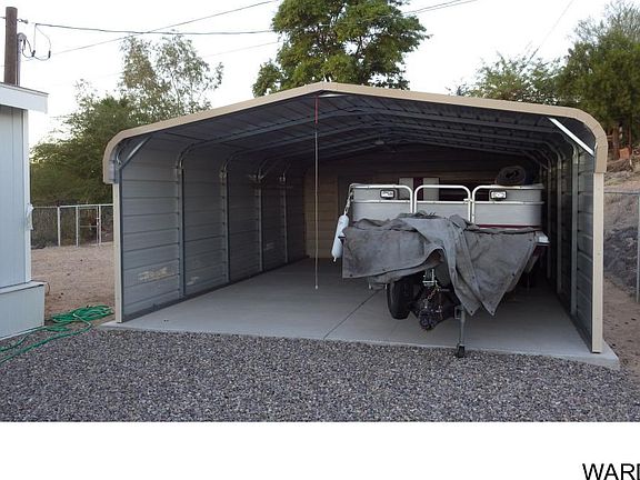 3rd image of 4619 E Linden Dr