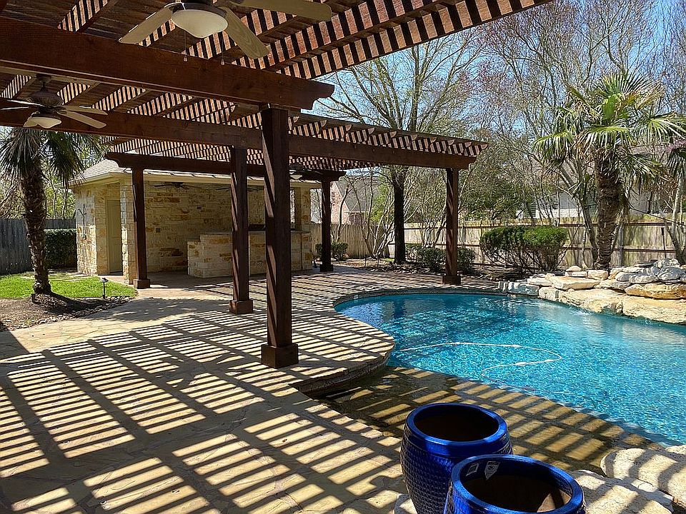 Beach entry pool and cabana
