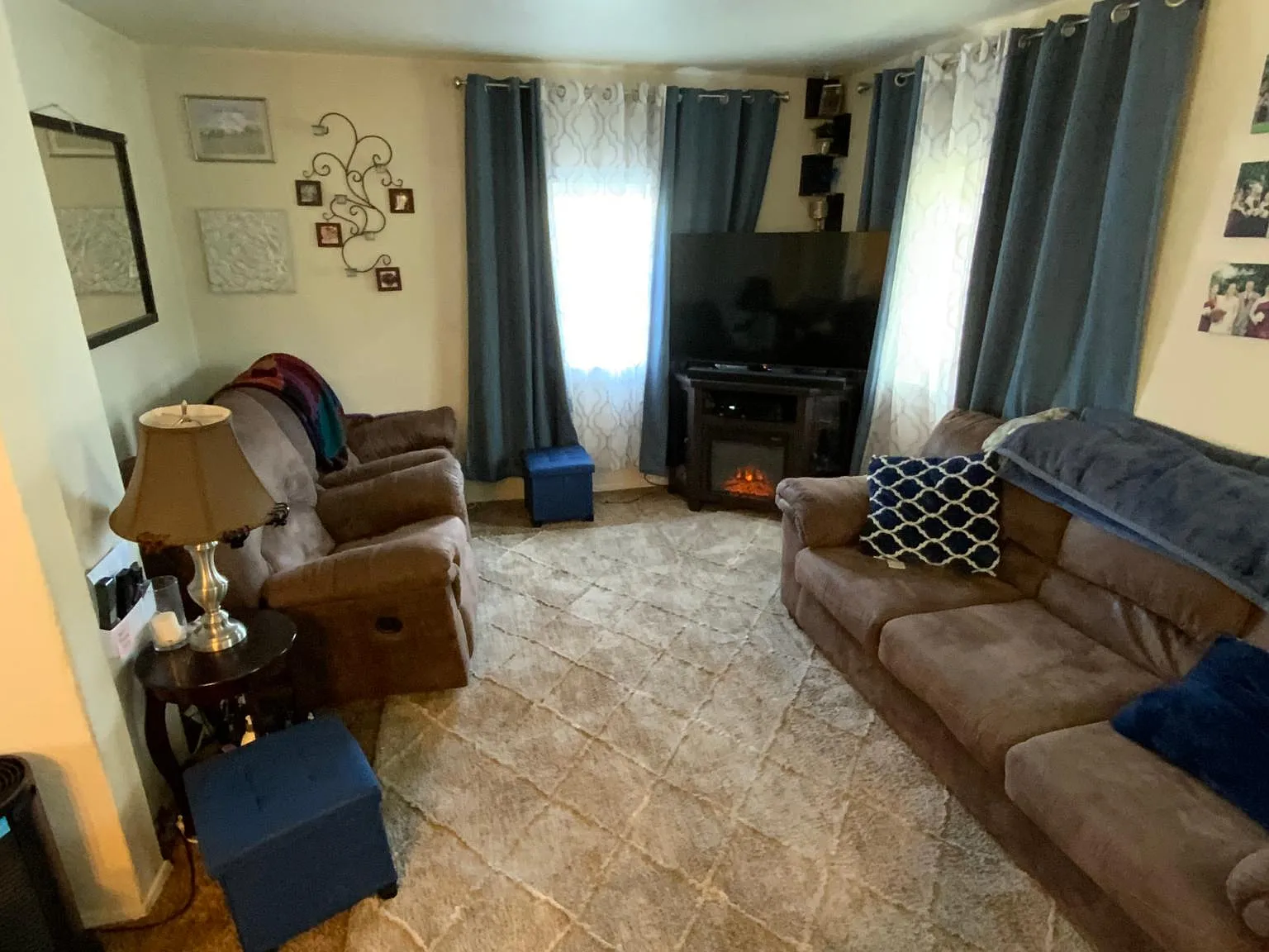 3 bed, 1700 sqft, $2,250 — Photo 2