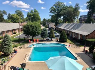 200 Virginia Ave APT 1, Royal Oak, MI 48067