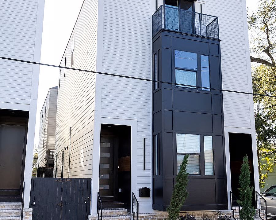 1st image of 2560 Orleans Ave