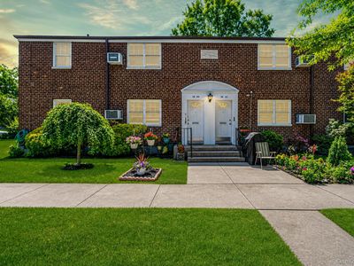 5844 251st Street #191, Little Neck, NY, 11362