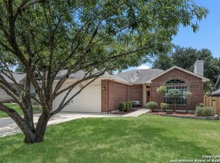 7927 Beechnut Park Dr, San Antonio, TX 78240