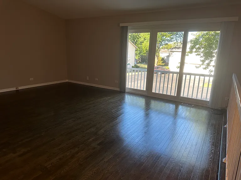 328 Carthage Ct #D — Photo 11