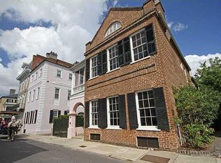 62 Tradd St, Charleston, SC 29401