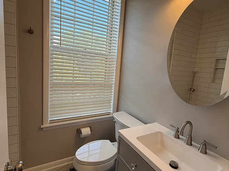 47 Bridge St #4 — Photo 9
