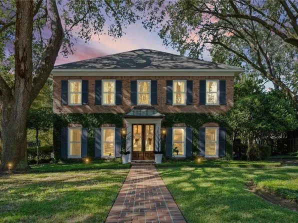 1602 Oak Forest Ct, Mobile, AL 36609