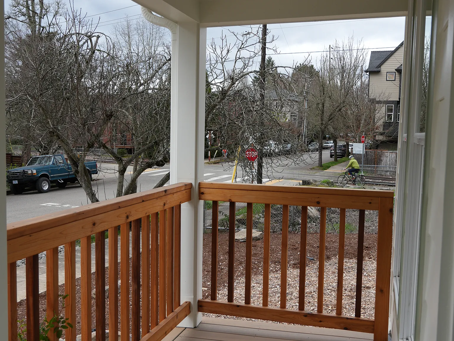2 bed, 2.5 bath, 1170 sqft, $3,400 — Photo 3