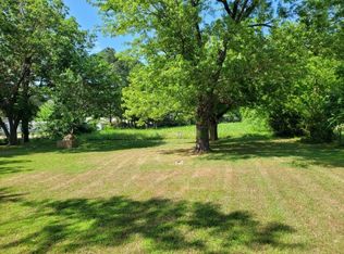 E Main St, Ash Flat, AR 72513