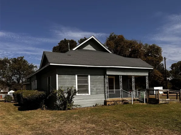 102 N Main St, Pottsboro, TX 75076