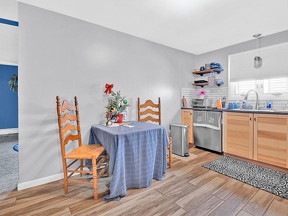 5th image of 584 Armistice Blvd
