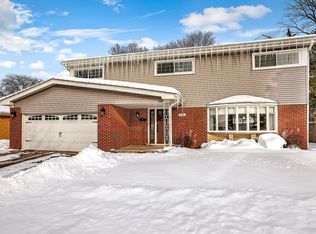 9403 Oliphant Ave, Morton Grove, IL 60053