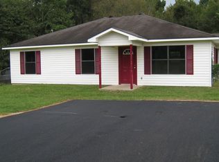 22982 Edgewater Dr, Frankston, TX 75763