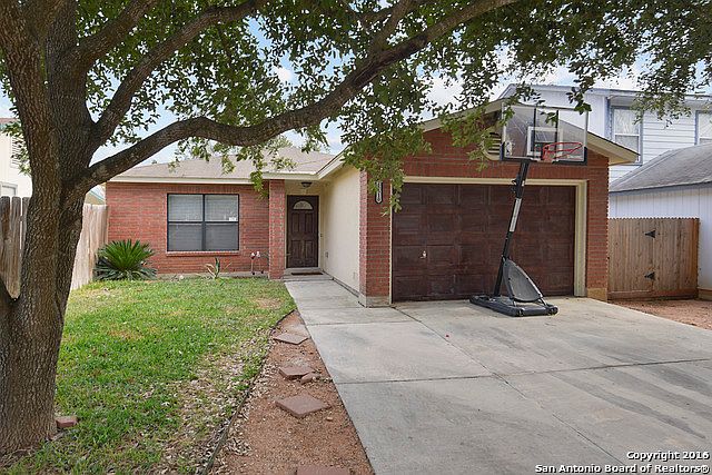 1st image of 15510 Legend Springs Dr