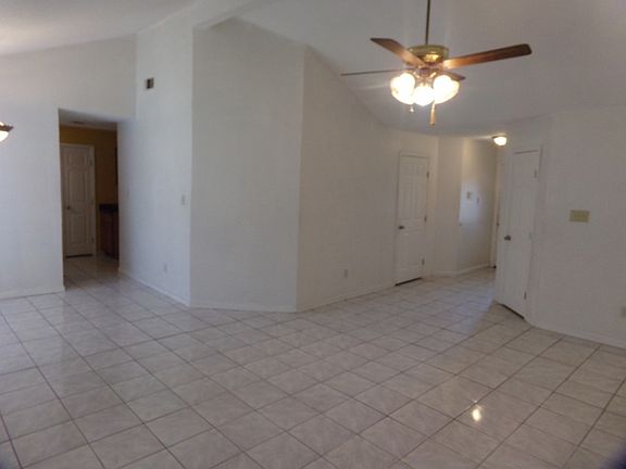 5th image of 3020 English Colony Dr