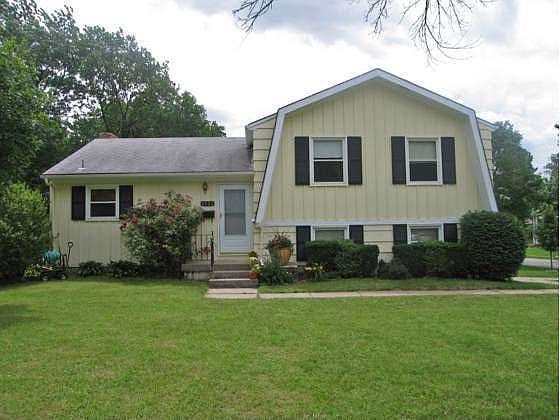 1st image of 8721 Benson Dr
