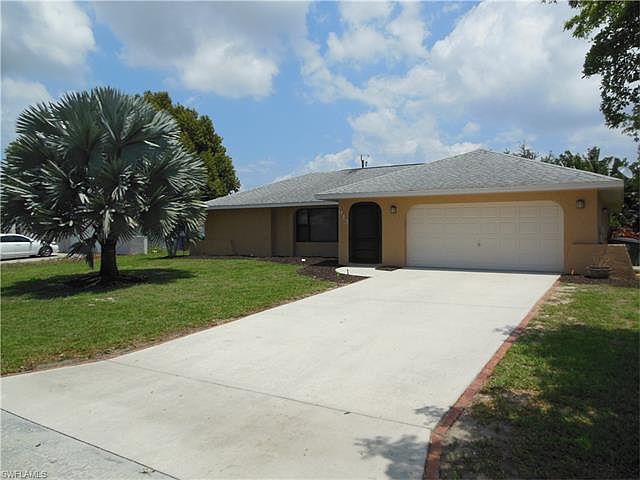 1st image of 913 SE 20th Pl