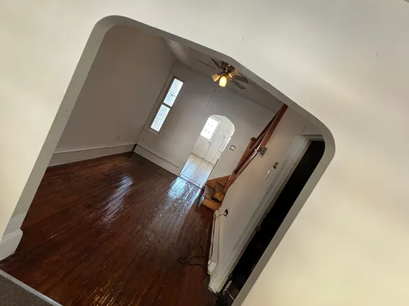 306 E Columbia Ave, Mount Carmel, PA 17851