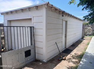 1813 N Stevens St, El Paso, TX 79903