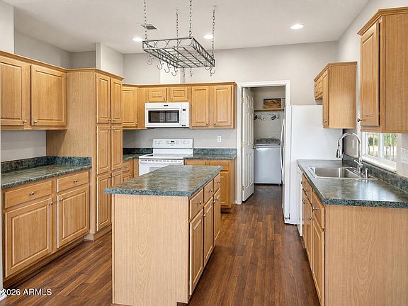 4th image of 2400 E BASELINE Avenue #87