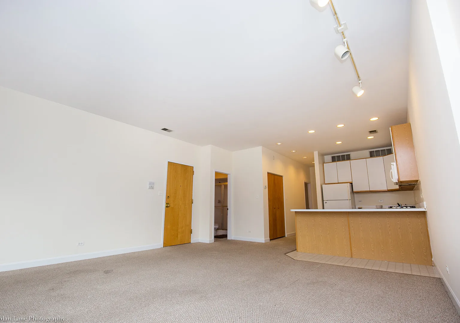 3 bed, 2.0 bath, $3,675 — Photo 1