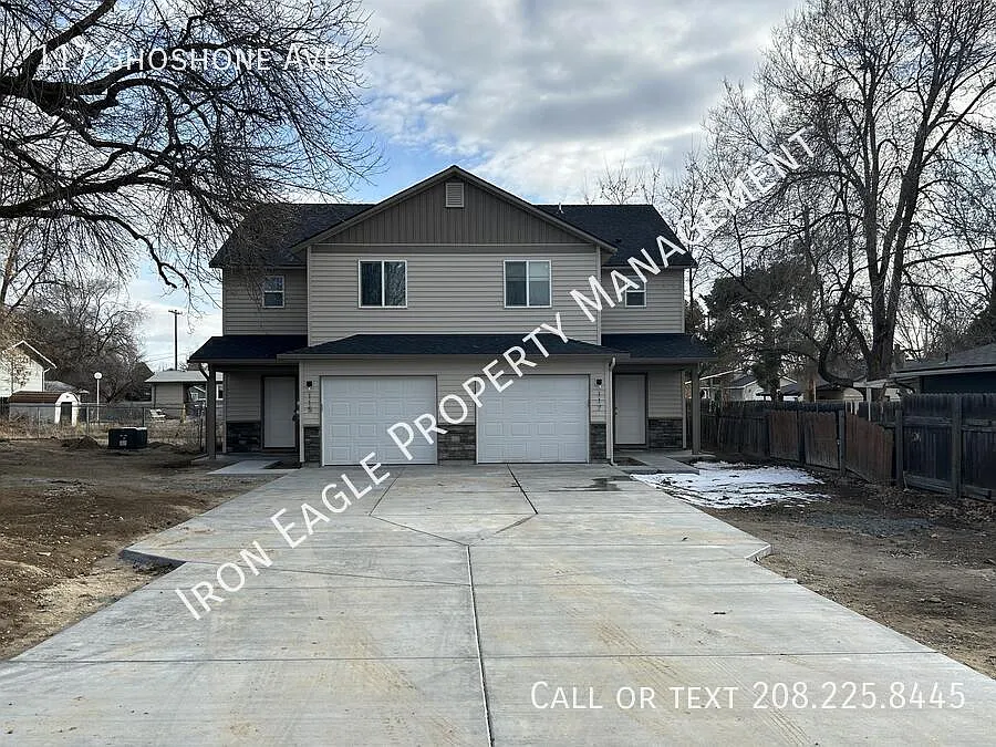 3 bed, 2.5 bath, 1557 sqft, $1,925 — Photo 1