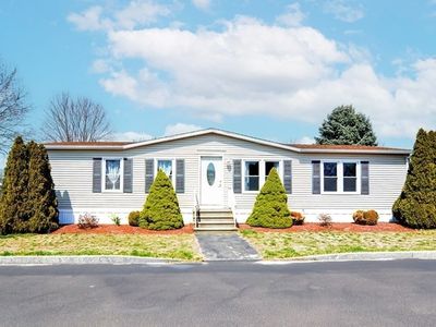 1 Princess Ave, Attleboro, MA, 02703