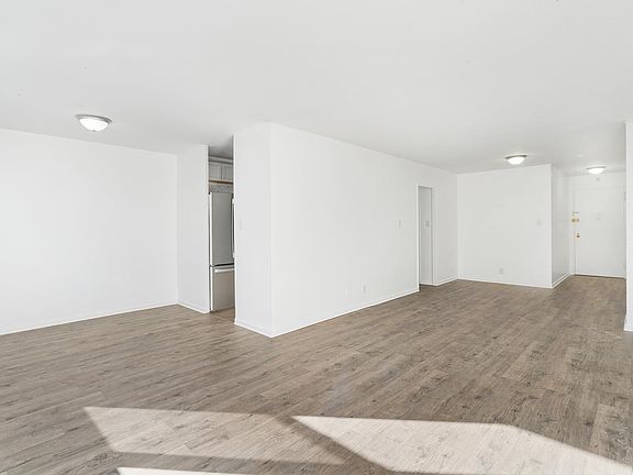 5th image of 225 Saint Pauls Ave APT 7L
