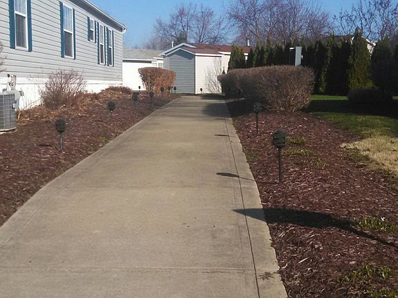 3rd image of 1580 Birdie Lane