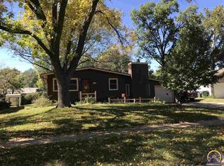 2513 SW Indian Trl, Topeka, KS 66614