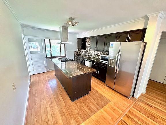 4th image of 7228 Berwood Dr