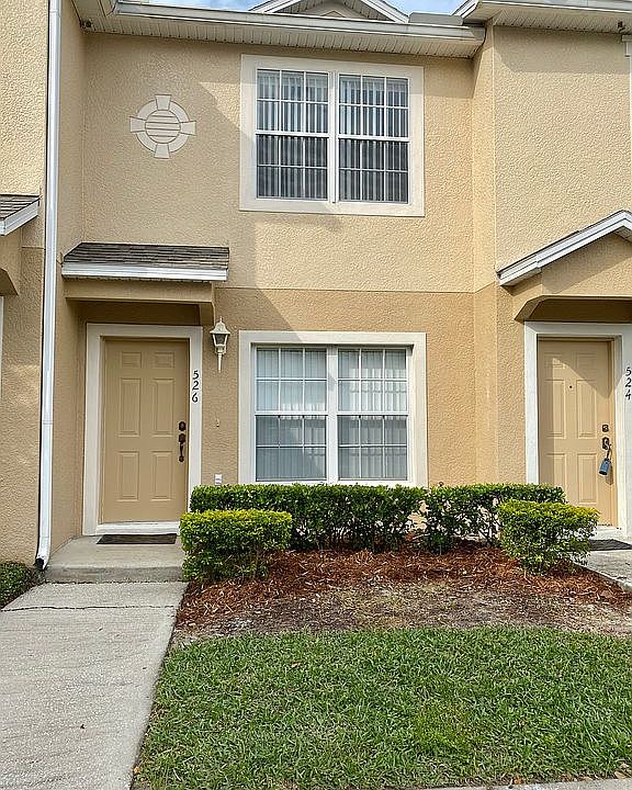 Front entry, changing landsc