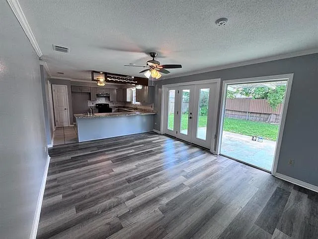 3366 Cannes Pl — Photo 2
