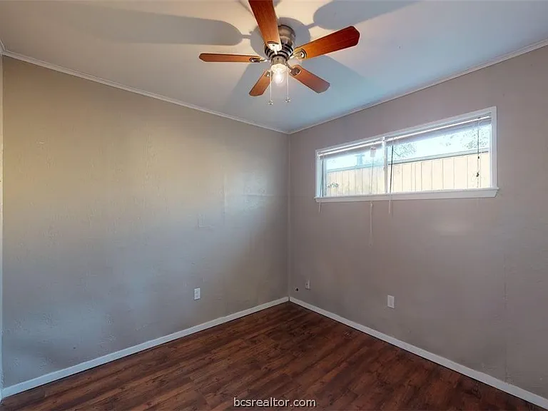204 Lynn Dr #B — Photo 7
