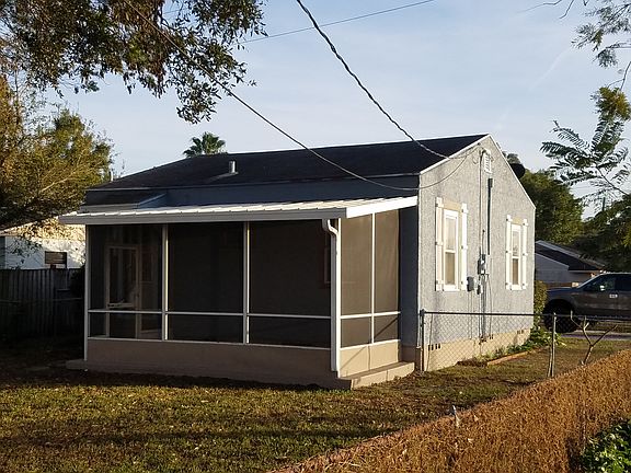 Screened porch on back