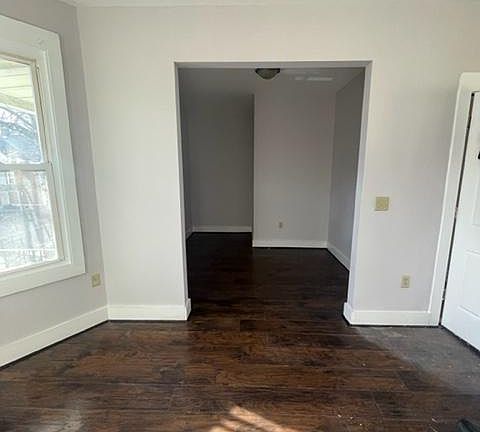 2nd image of 59 Bassett St Unit 2