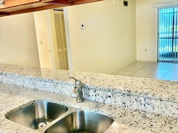 5th image of 211 Airport Ave #111