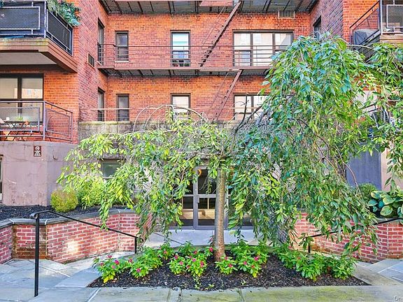 2nd image of 119 S Highland Ave APT 6D