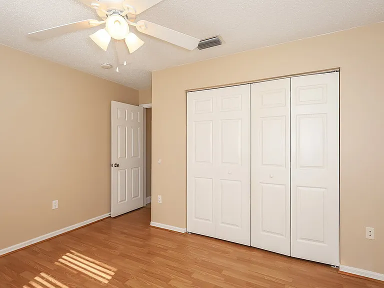 4208 76th Dr E — Photo 11