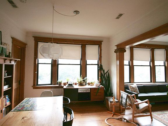 4th image of 2543 N Francisco Ave APT 3R