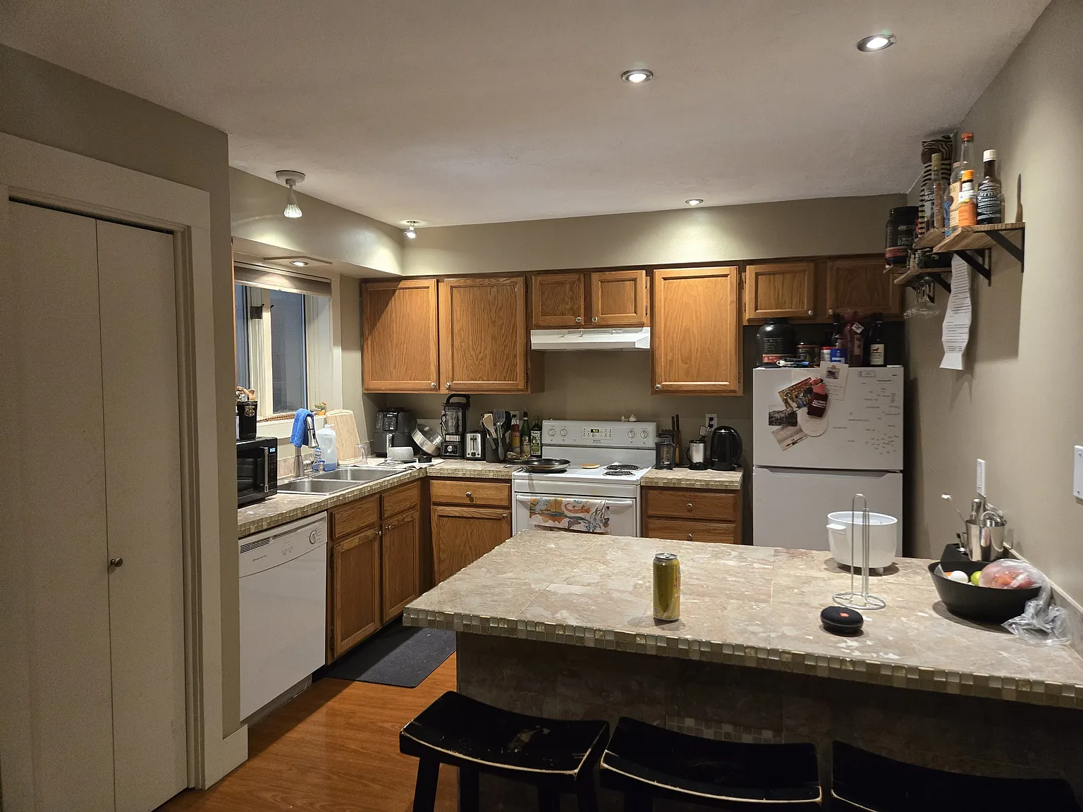 1703 W. Olive, Unit 19 - 19 — Photo 3
