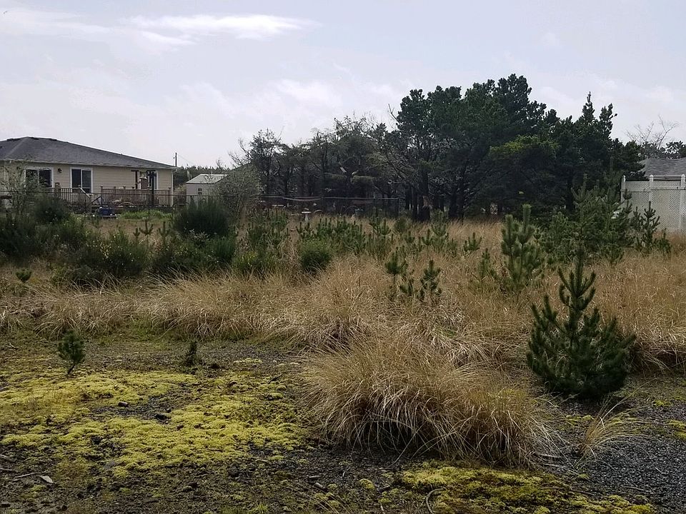 1st image of 904 344th St