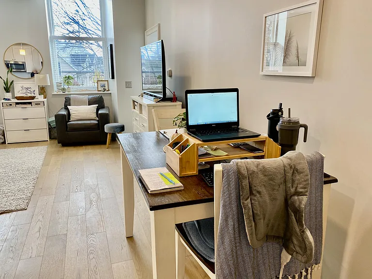 77 Van Dam St #201 — Photo 14
