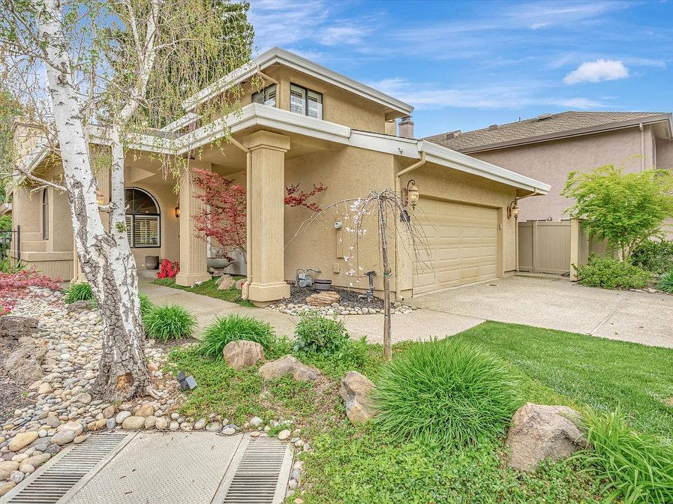 1st image of 19146 Spyglass Ct