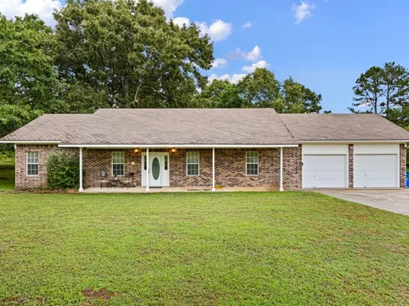 241 Lakewood Dr, Clarksville, AR 72830