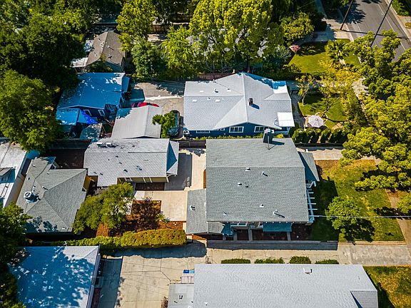 2nd image of 162 N Bonnie Ave