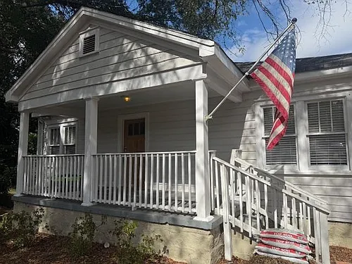 27 W Wright St Photo 1